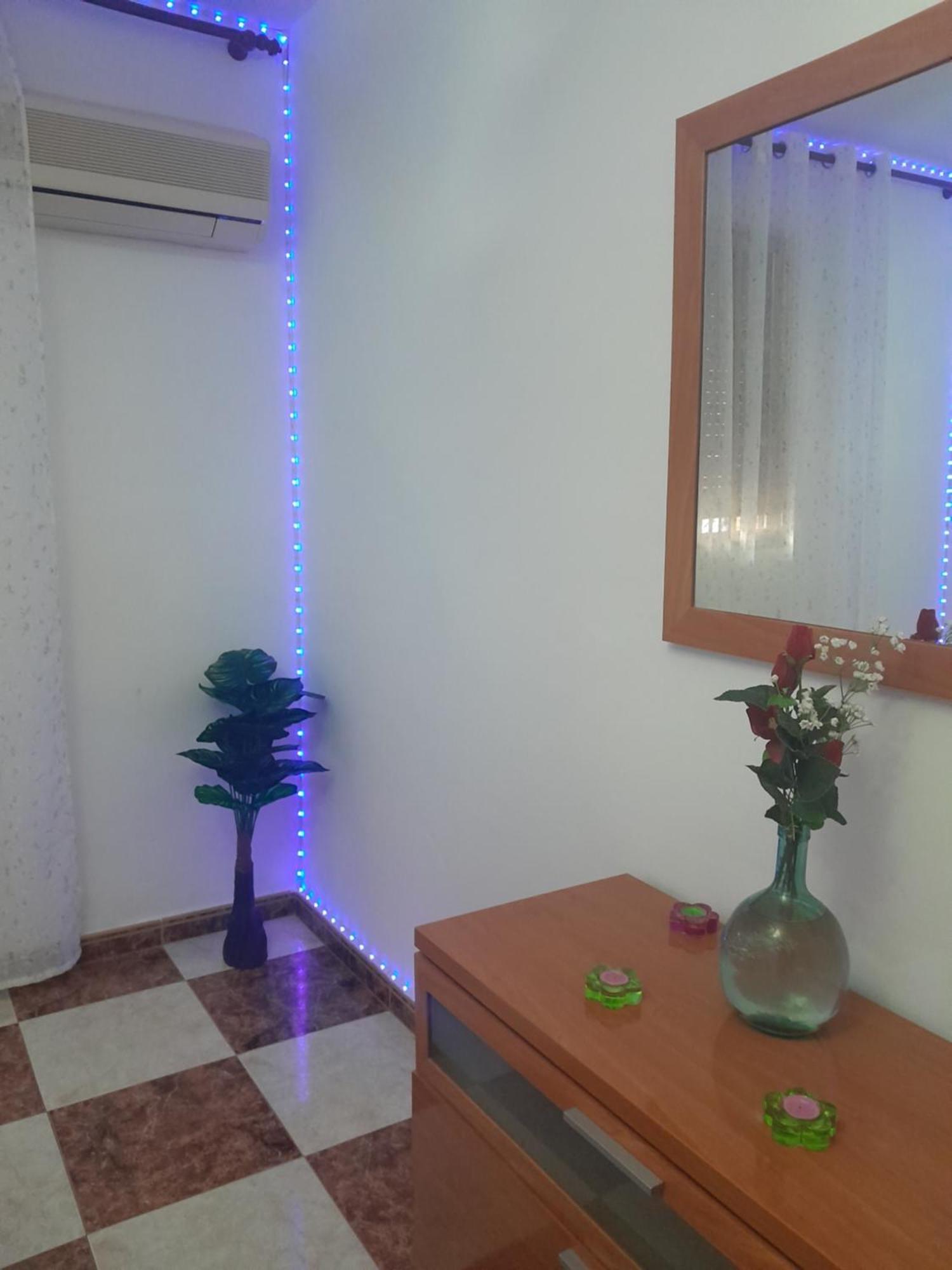 Disfruta De Un Barrio Tranquilo Appartement Alcalá de Guadaira Buitenkant foto